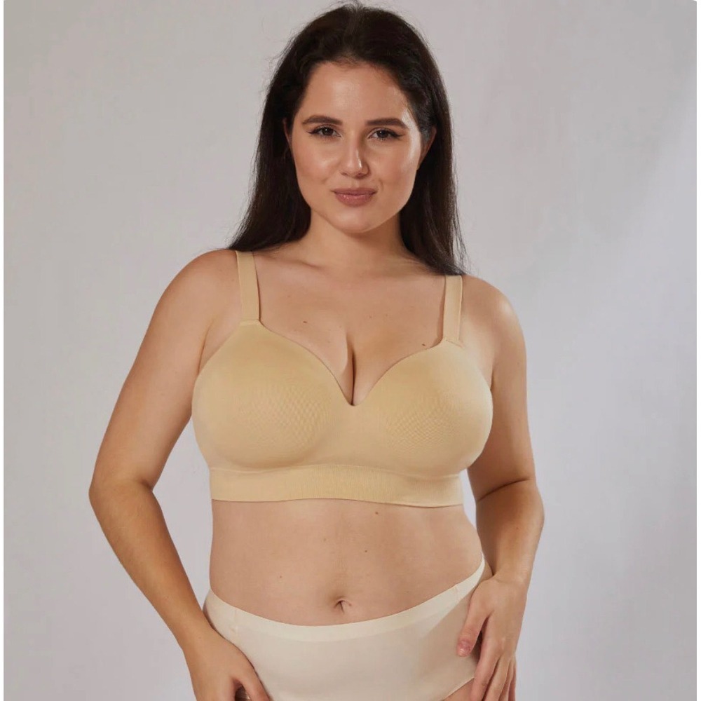 Body‎ & Bra Beige Wireless T-Shirt Bra Plus Size 2XL NWT with Extender